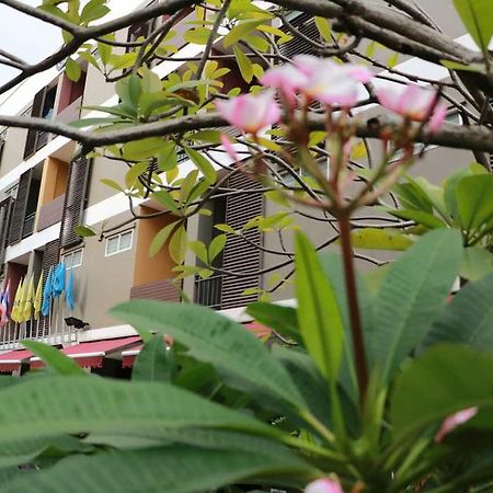 Namnon Place Nonthaburi Exterior photo