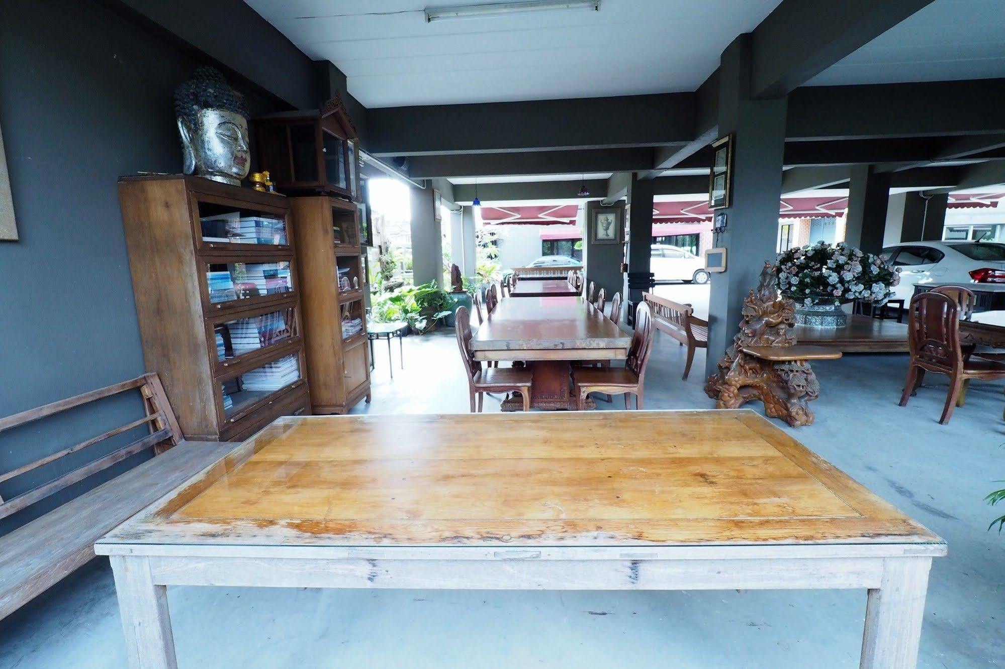 Namnon Place Nonthaburi Exterior photo