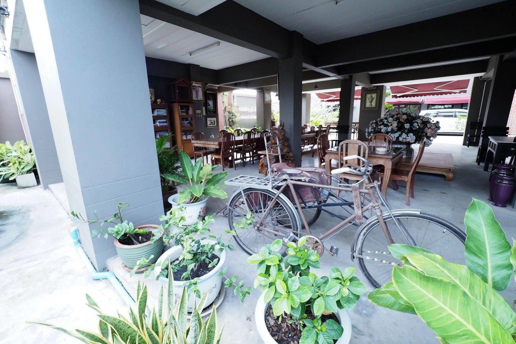 Namnon Place Nonthaburi Exterior photo